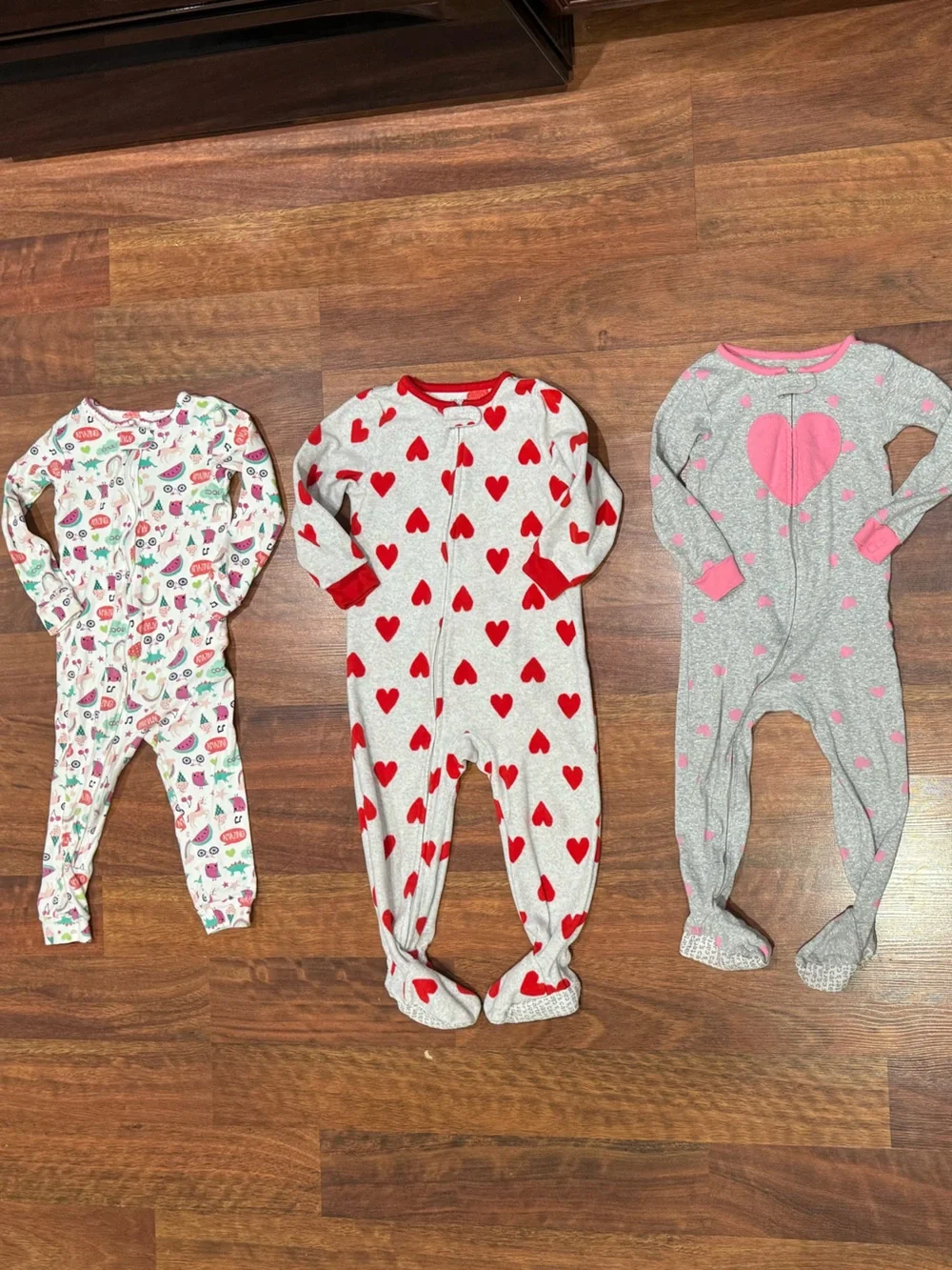 Carter's - Pajama Bundle in 2T - Fleece and Cotton, Zip Closure with Some Footed